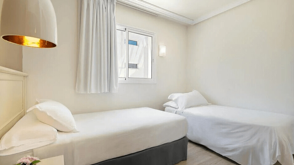 H10 Mediterranean Village